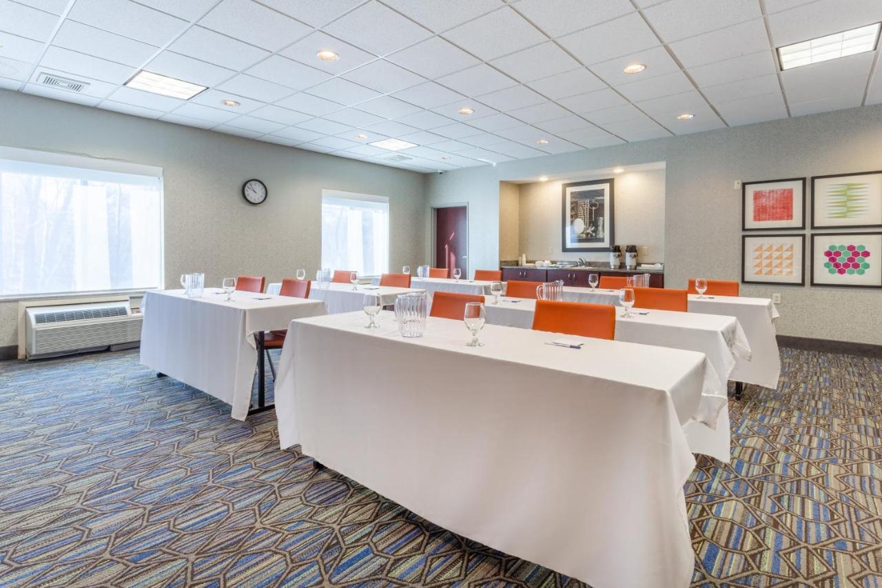 Holiday Inn Express & Suites White Haven - Poconos By Ihg Exterior foto